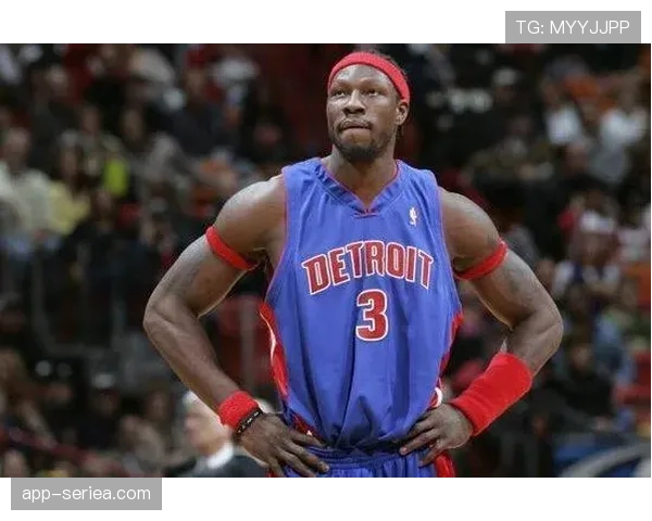 战术板：剖析蒙扎是如何用五后卫阵型逼平强大的那不勒斯。